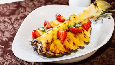 ананас на гриле