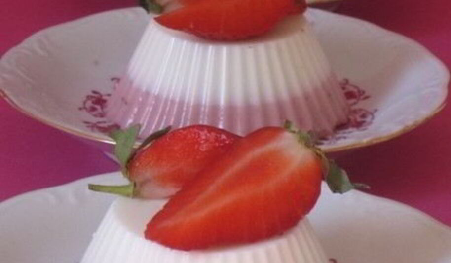 Рецепт десерта клубника со сливками