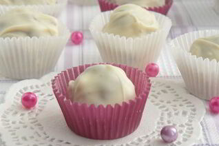 Конфеты в белом шоколаде