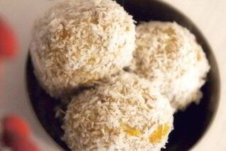 Сыроедческие конфеты с курагой