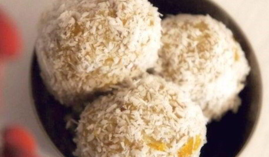 Рецепт сыроедческих конфет с курагой