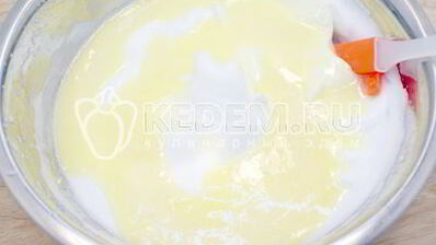 бисквитный рулет с кремом новогодний салют