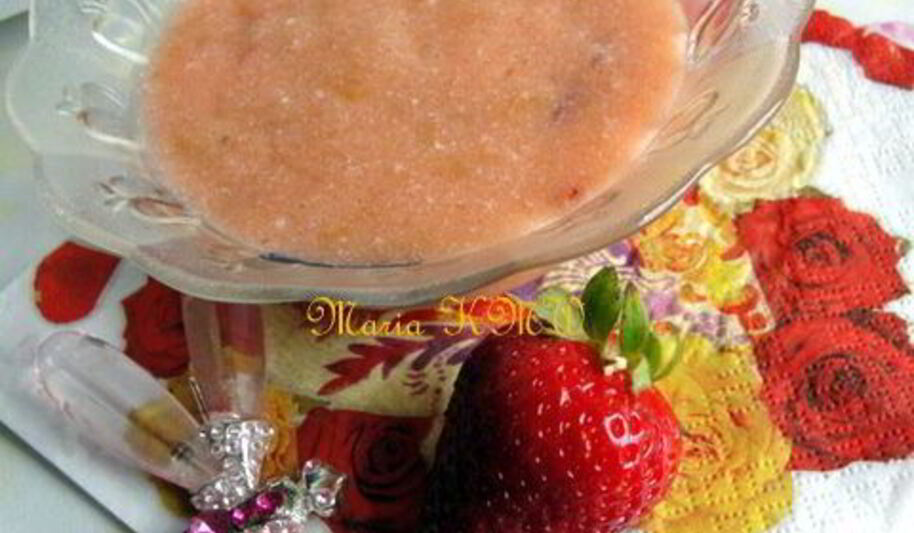 Рецепт клубнично-ревеневого фламмери — десертного крема