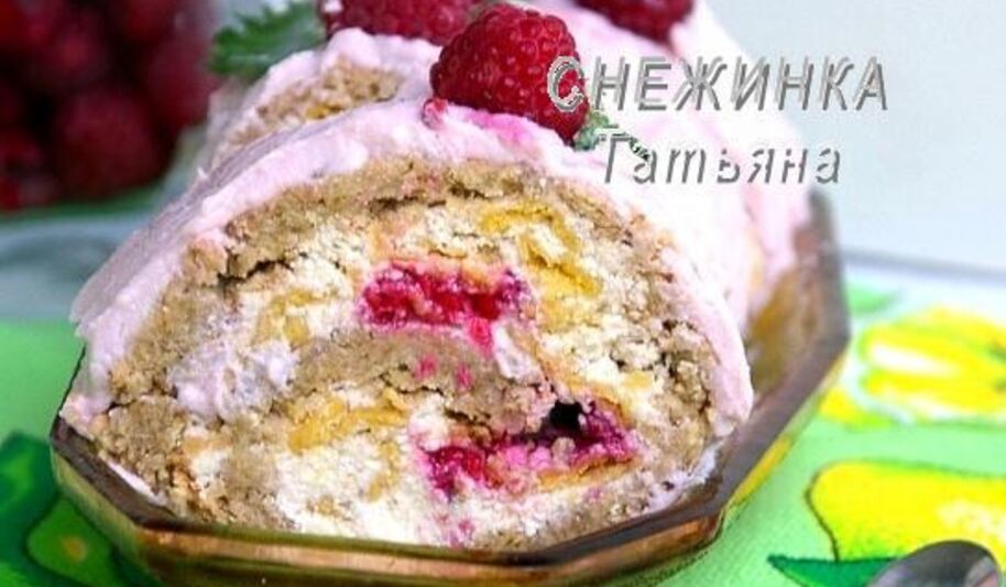 Рецепт рулета из овсяных хлопьев с творожно-малиновой начинкой и кремом