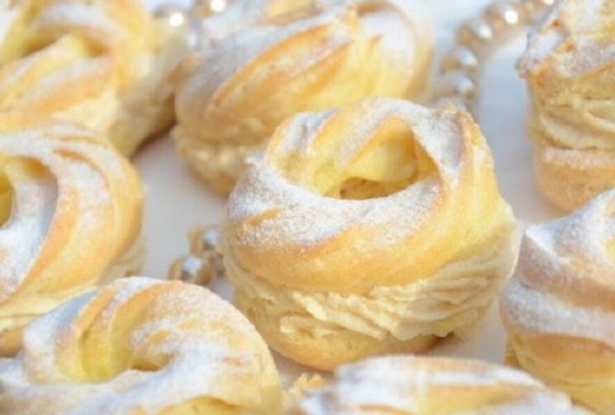 Заварные колечки с творожным кремом