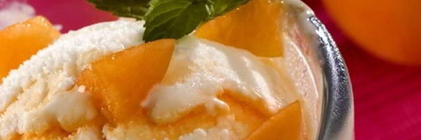 Абрикосовое мороженое с медом