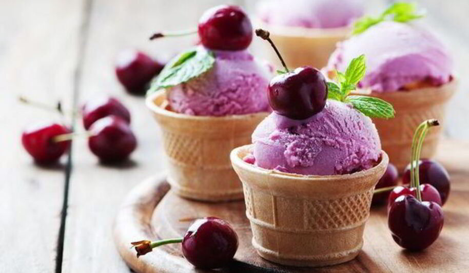 Рецепт домашнего мороженого со свежей черешней