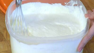 йогуртовое мороженое с ананасом