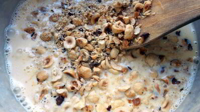 медовое мороженое с фундуком