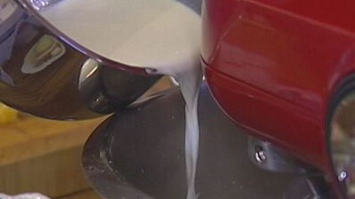 мороженое с вялеными фруктами