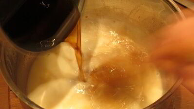 соленое мороженое с крабовыми палочками