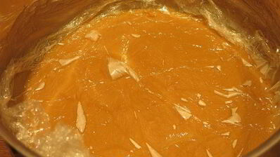 соленое мороженое с крабовыми палочками