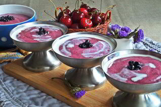 Черничный мусс под сливками