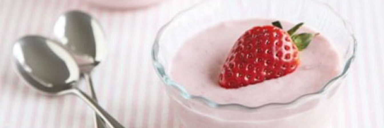 Клубничный зефирный мусс