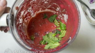 лимонно-клубничный муссовый торт