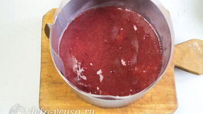 лимонно-клубничный муссовый торт