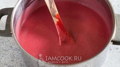 малиновый муссовый торт