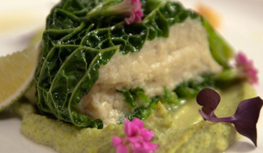 Рецепт мусса из белой рыбы на пюре из брокколи