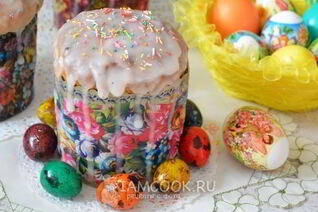 Кулич с миндалем и лимонной цедрой