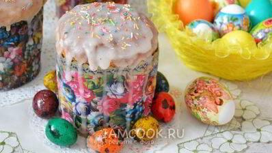 кулич с миндалем и лимонной цедрой