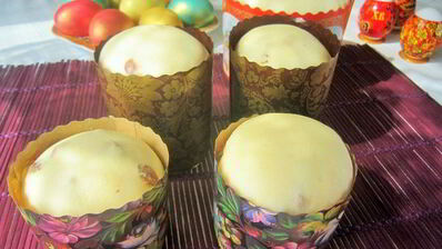 кулич с ромом и изюмом