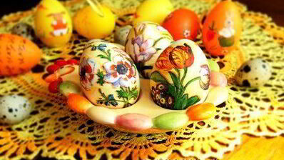 пасхальные яйца в технике декупаж