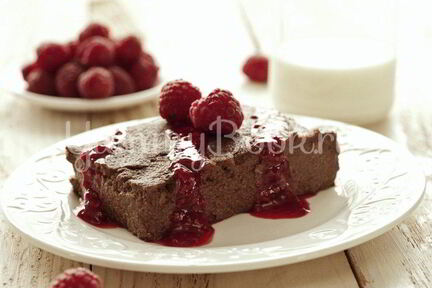 Шоколадный десерт из манной крупы