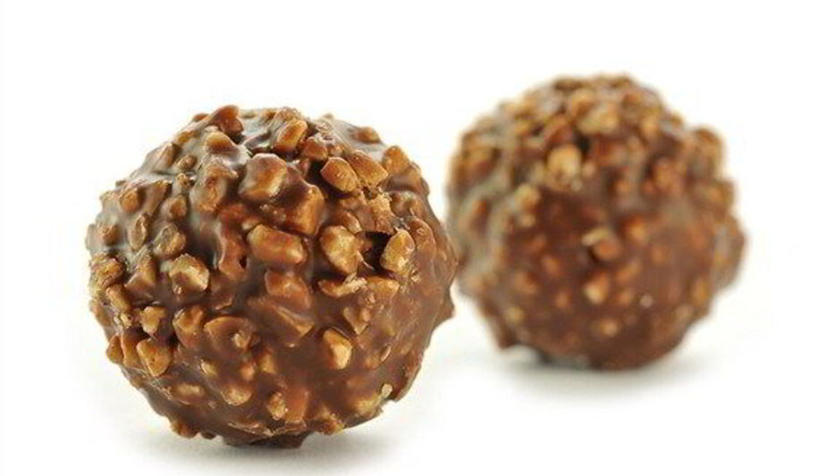 Рецепт шоколадных трюфелей с бальзамическим уксусом и соленым арахисом