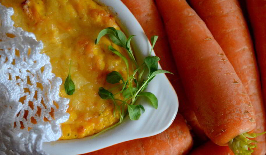 Рецепт морковна-творожного суфле с молодой рукколой