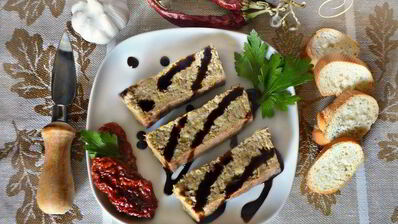 суфле из запеченного баклажана с перцем и отрубями