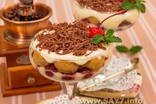 Порционное Тирамису с вишней и шоколадом