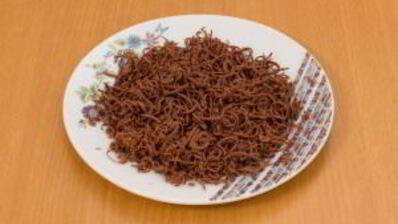 порционное тирамису с вишней и шоколадом