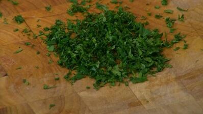 творог с зеленью и чесноком