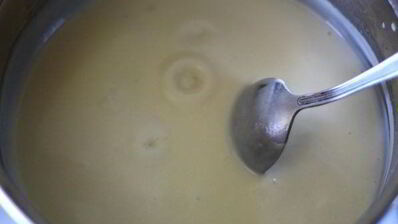 ванильный пудинг с изюмом