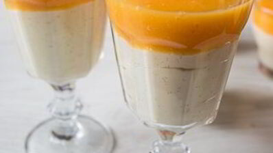 ванильный пудинг с персиками