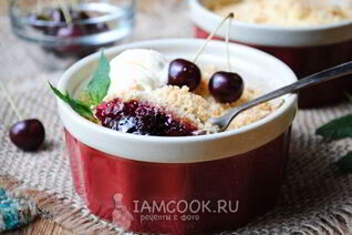 Вишневый крамбл