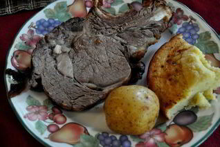 Запеченная говядина с Йоркширским пудингом