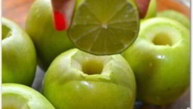 запеченные яблоки с кедровыми орешками