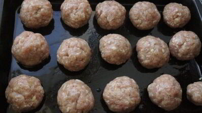 фрикадельки с фетой и соусом чимичурри