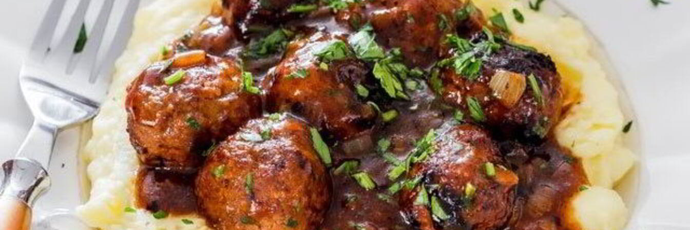 Фрикадельки с подливкой