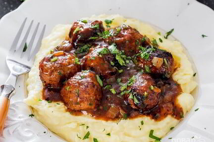 Фрикадельки с подливкой