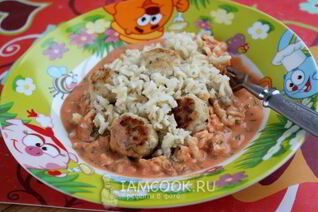 Фрикадельки с рисом