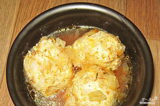 Фрикадельки в томатном соусе в мультиварке