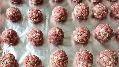 красное карри с фрикадельками