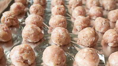 паста с фрикадельками и овощами