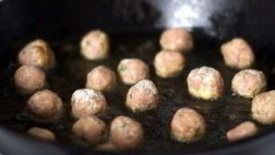 запеченные ригатони с фрикадельками