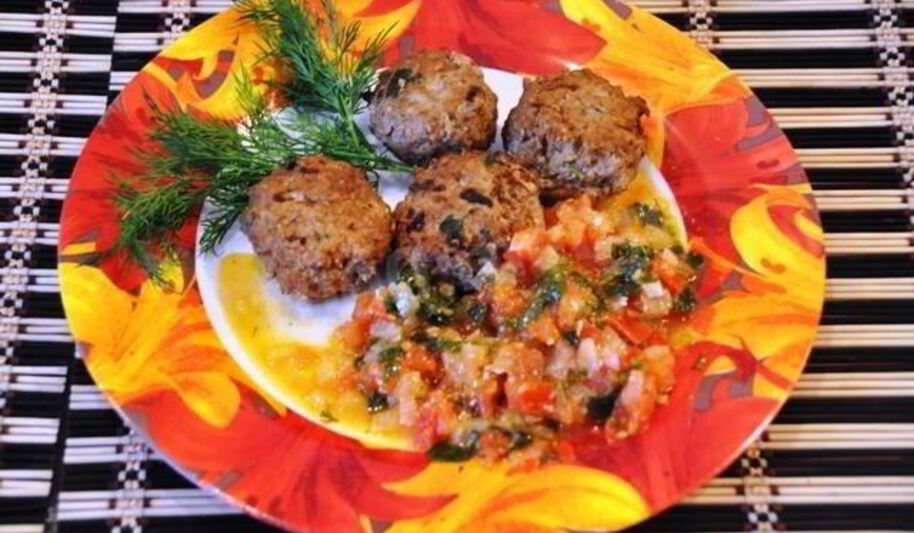 Рецепт жареных фрикаделек с томатным соусом