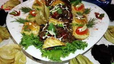 чечевица с лисичками и жареным адыгейским сыром