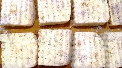 чечевица с лисичками и жареным адыгейским сыром