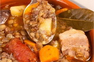 Чечевица в горшочке